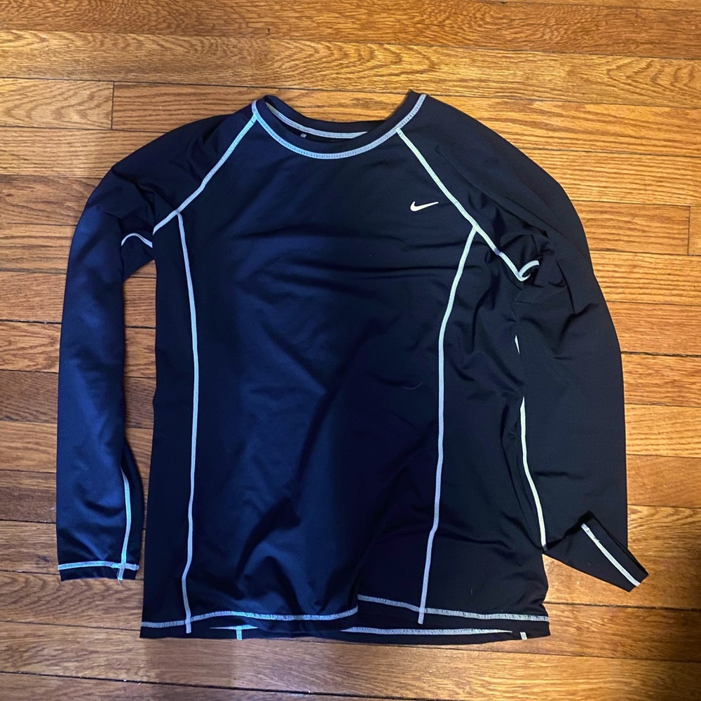 3/$25🦋Nike Long Sleeve Dry Fit Shirt
